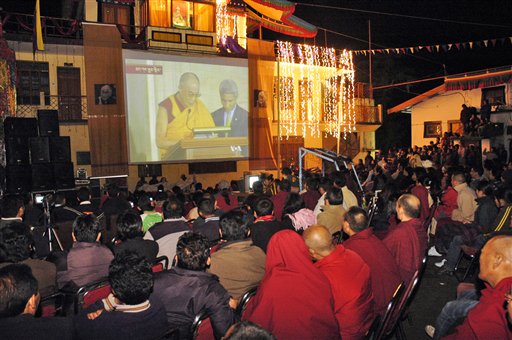 China Clashes With Tibetan Monks in Wake of Dalai Award