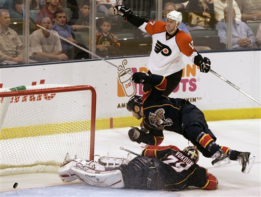 Jokinen's Historic Night Lifts Panthers Over Flyers