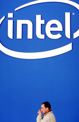 Intel Opens Huge Plant for Tiny Chips