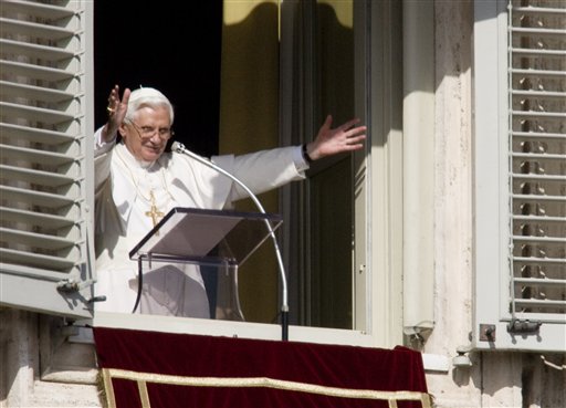 Anti-Franco Fights Erupt at Vatican Ceremony
