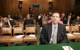 Comey's Star Rises as Support for Gonzo Falls