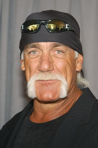 'Holy Smokes!' Wife Slams Hulkster With Divorce Papers