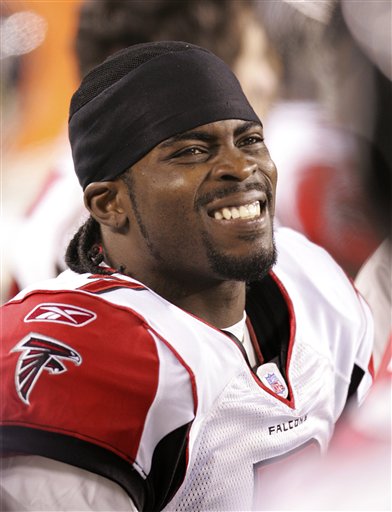 Vick to Pay $1M for Dog Care