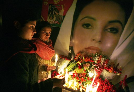 Pakistan Tells Doubters to Exhume Body
