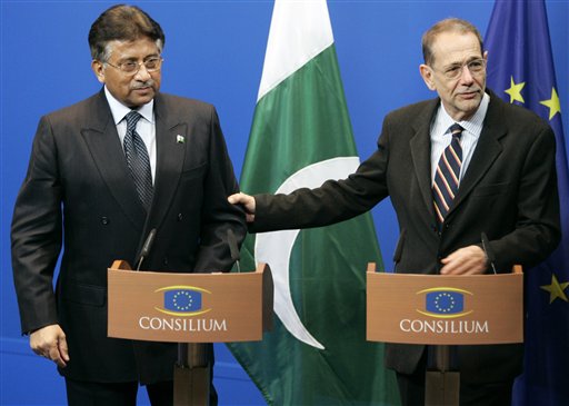 Musharraf Courts Wary Europeans