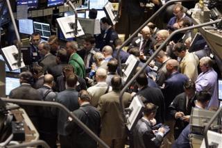 Dow Falls as Bond Yields Soar