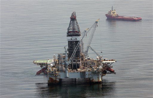 US Asks Court to Reinstate Drilling Ban