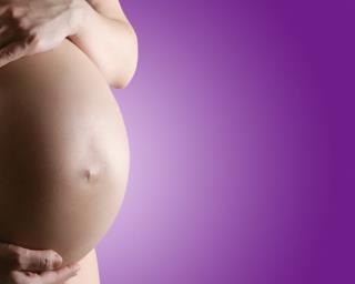 Pregnant Woman's Plea to Strangers: Shut Up