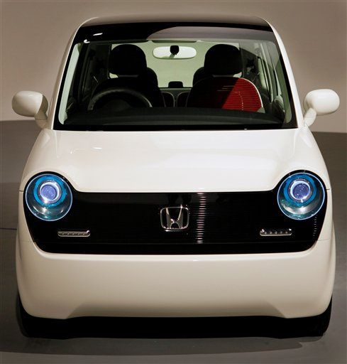 Honda Plans Electric Cars for 2012