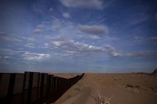 Obama to Sign $600M Border Security Bill