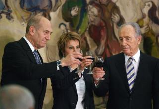 Israel's Parliament Elects Peres President