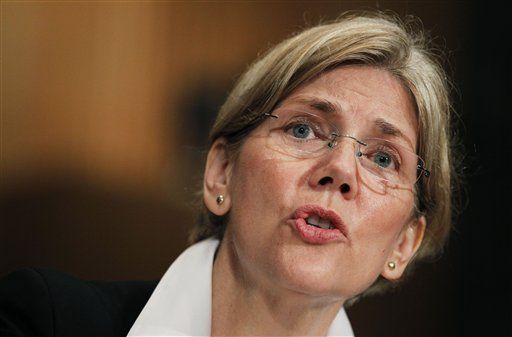 Obama May Sneak Warren in as 'Interim' Consumer Chief