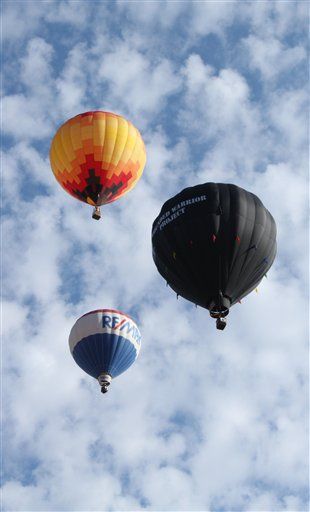 Italy Ends Search for US Balloonists