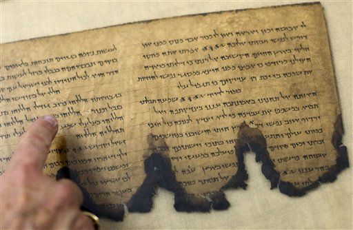 Dead Sea Scrolls Going Online, With Google's Help