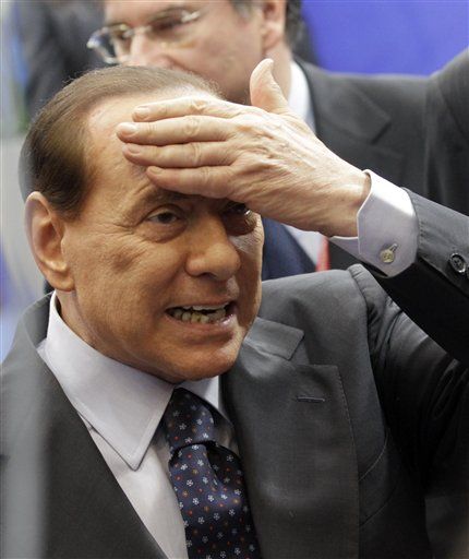 Berlusconi Replaces Ancient Penis—on Statue