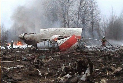 2 Dead as Russian Jet Loses Engines, Crash Lands