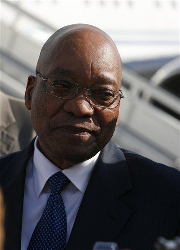 Zuma Sues 'Defaming' Political Cartoonist, Newspaper $730K