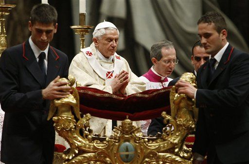 Amid Heightened Security, Pope Ushers In Christmas