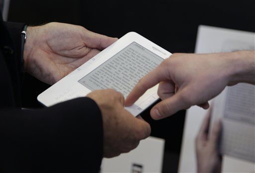 Kindle Allows E-Book Lending, With Restrictions