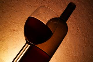 UK Docs Call for Smaller Wine Bottle