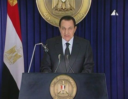 Egypt Closes al-Jazeera Bureau
