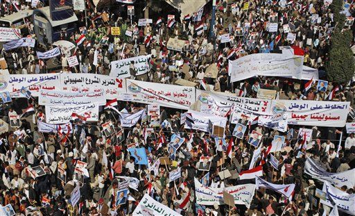 20K Protest Yemen President