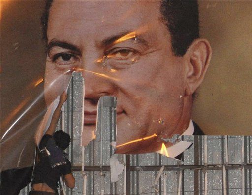 Egypt Freezes Hosni Mubarak's Assets
