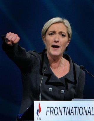 Le Pen Would Beat Sarkozy: Poll