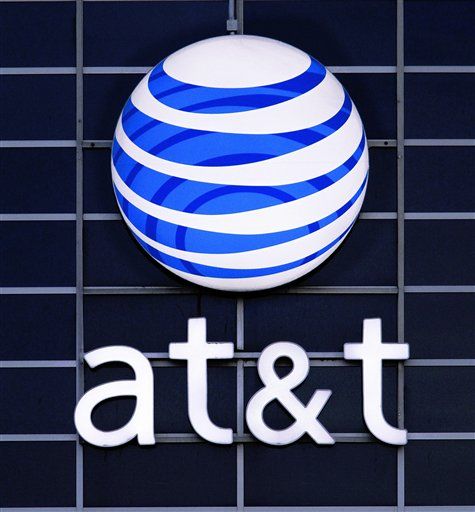 AT&T's Plan to Buy T-Mobile Means the End of Competitive Cell Phone Service: Brett Arends