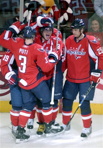 Ovechkin Gets Nos. 50, 51, 52 as Caps Win Big