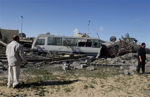 Israeli Aircraft Strike Gaza