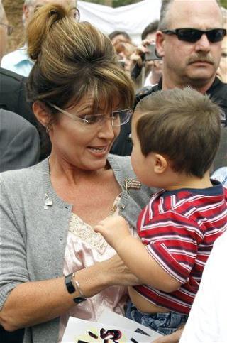 'Trig Palin Birtherism' Is Back: New Paper Alleges Sarah Palin Really Isn't His Mom