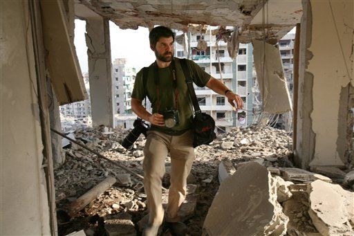 Chris Hondros, Tim Hetherington Killed in Misrata Shelling