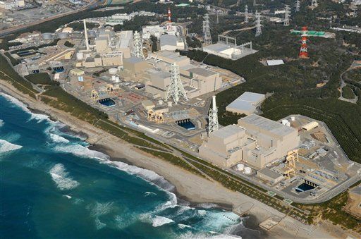 Japan Tells Hamaoka Nuclear Plant to Close Down, Shore Up Tsunami Defenses