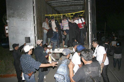 X-Ray Scanner at Mexico Checkpoint Spots 513 Migrants Inside Trucks