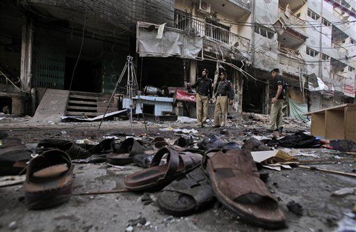 Deadly Blasts Kill 34 in Pakistan Market