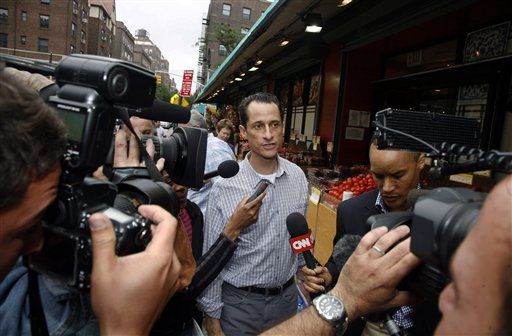 Anthony Weiner Photos: Latest Pictures Were Taken in House Members Gym