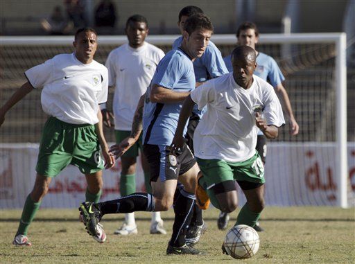 Top Libyan Soccer Players Defect
