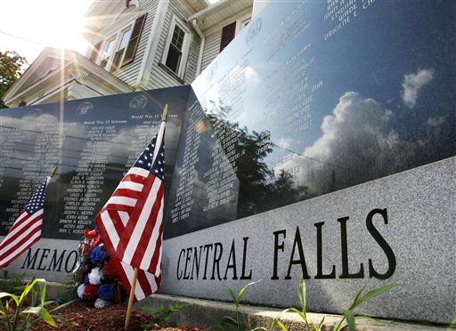 Central Falls, Rhode Island, Declares Bankruptcy