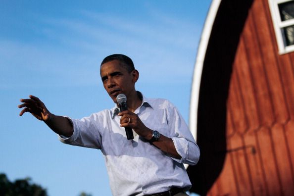 Obama Blasts GOP Field, Promises Jobs Plan