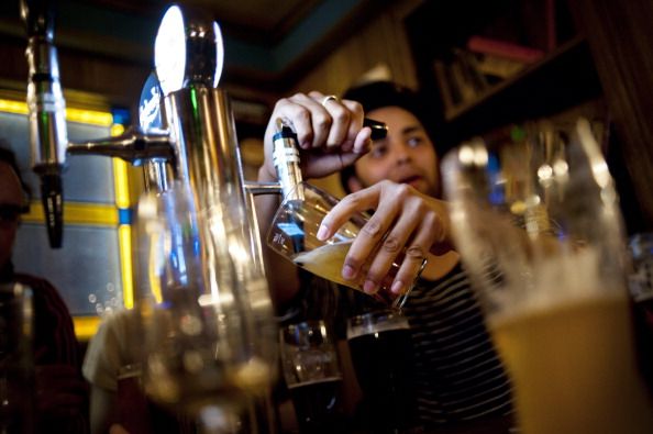 New York Beer Drinkers Hit 200 Pubs to Beat Guinness World Record