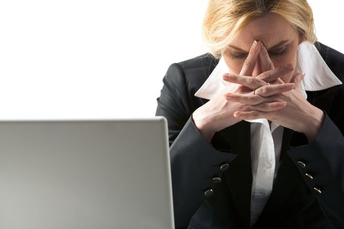 Unhappiest White Collar Worker Is Single Woman: Survey
