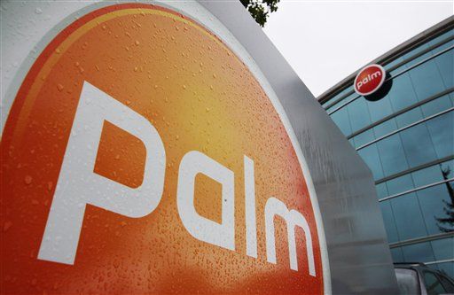 Amazon in Talks with HP to Buy Palm
