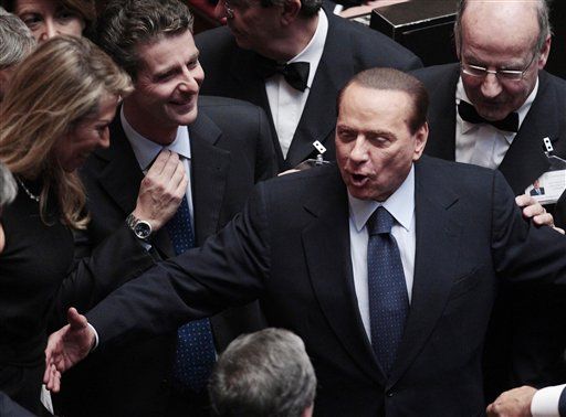 Berlusconi Narrowly Survives Confidence Vote