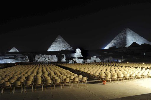 Egypt: 11/11/11 Ritual Force Pyramids' Closure