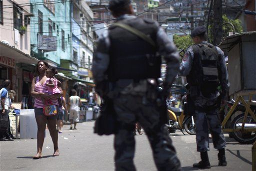 Brazil Raids Rio's Largest Slum