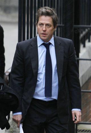 Hugh Grant Testifies at Leveson Inquiry on Phone-Hacking Scandal