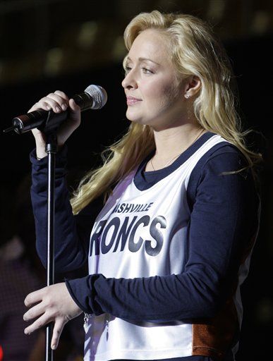 Mindy McCready Snatches Her Son From Her Mom