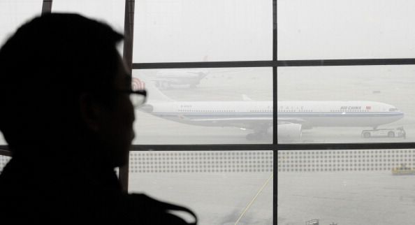 Blinding Smog Grounds Flights in Beijing