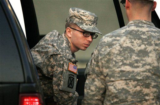 Bradley Manning Hearing Turns Secret, Supporters Outraged